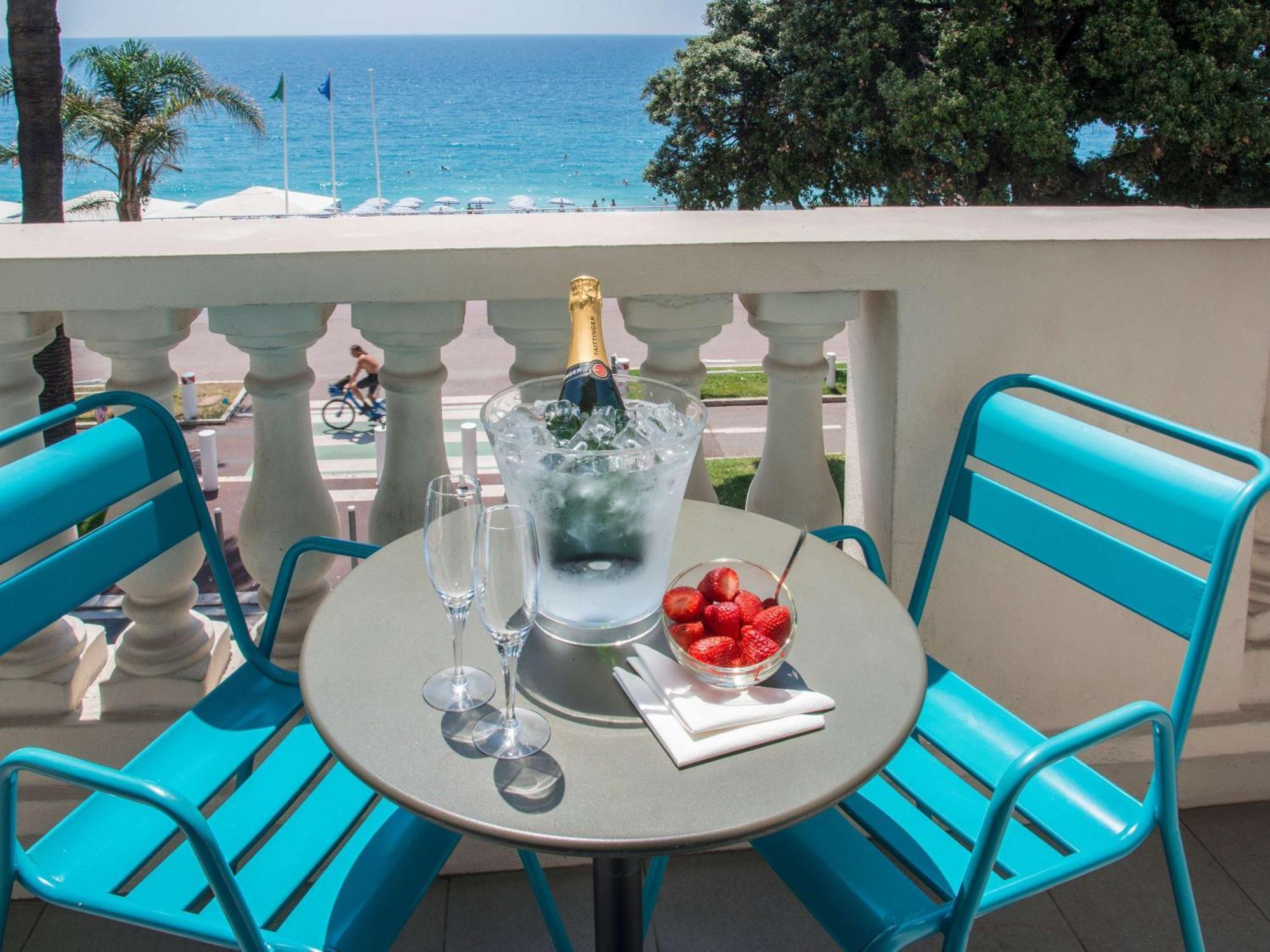 Mercure Nice Marche Aux Fleurs Bagian luar foto